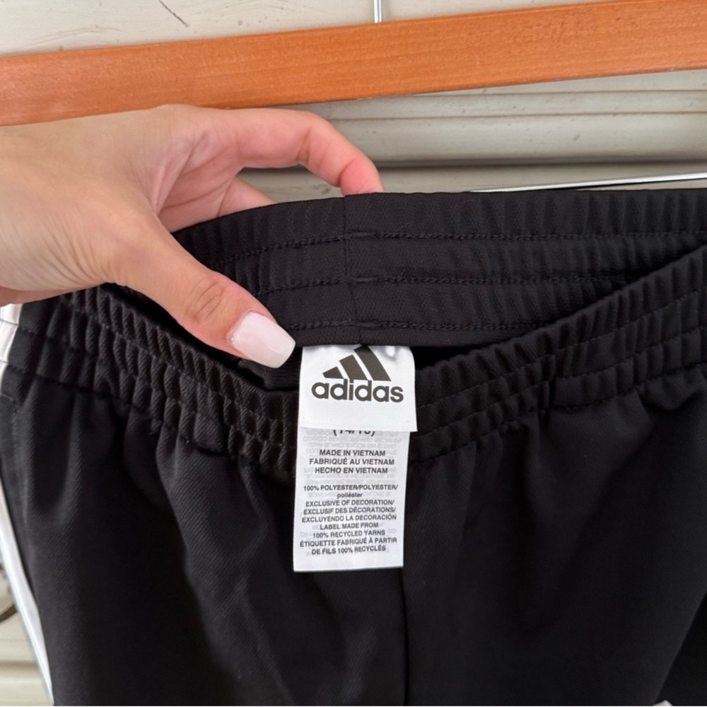 Adidas Boys Black Essential Training Pants - Picture 4 of 5